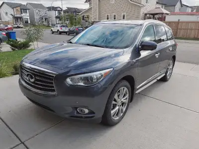 Premium Infiniti JX35 In Out class condition