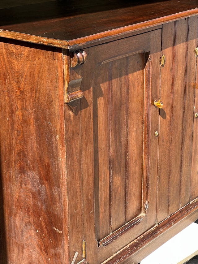 Vintage solid wood sideboard Hutches & Display Ottawa Kijiji