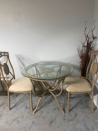 Glass kitchen table with 4 chairs
