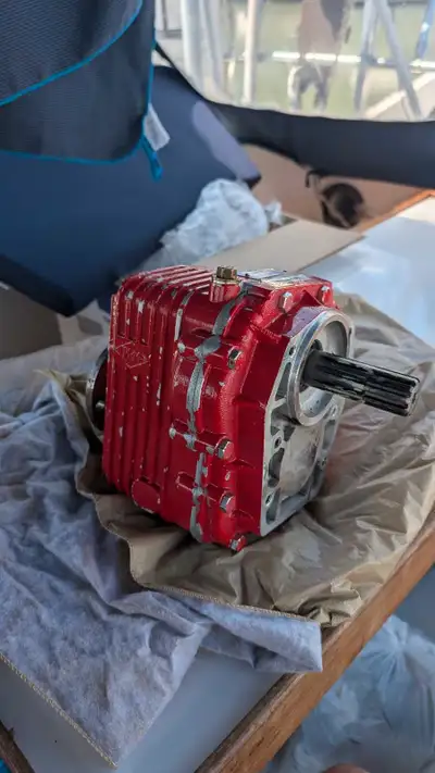 This is a low hours PRM 80 2.5 gearbox that was attached to a westerbeke 30C engine in a sailboat. T...