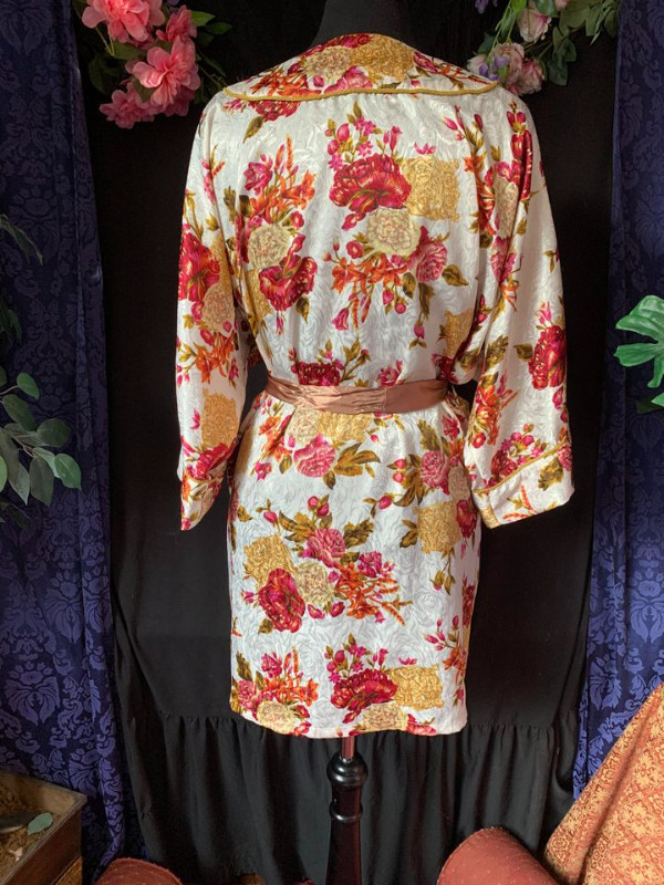 Vintage 1990s la senza floral robe size small to medium in Women's - Other in Edmonton - Image 3