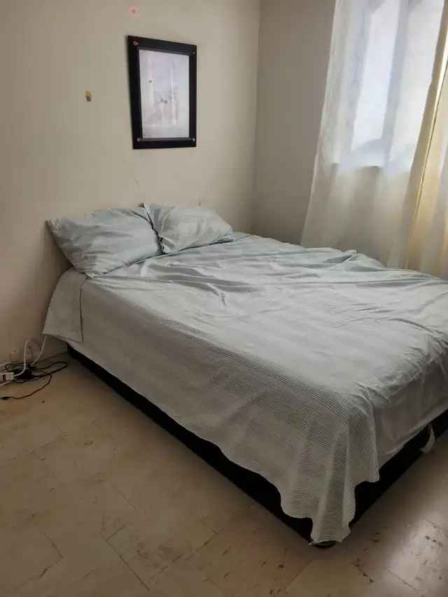 A private room for rent in a two bedroom apartment in Room Rentals & Roommates in City of Toronto - Image 3