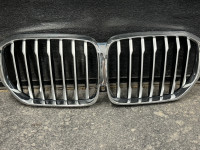 BMW X5 original grill - USED perfect condition