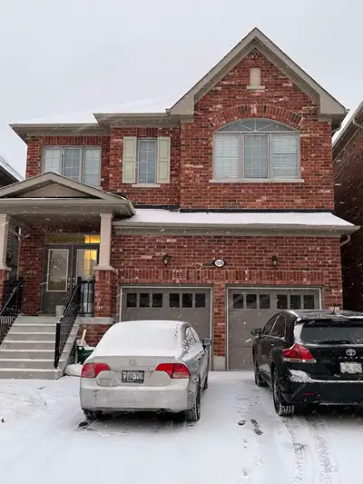 Datched double Garage House for Rent