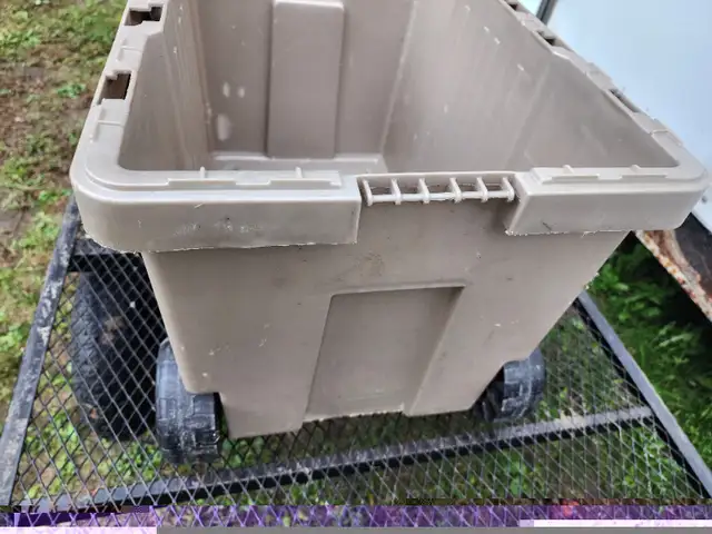 Plano PRO Plastic Tool Tote On Wheels 2 Removable Plastic Trays in Tool Storage & Benches in Windsor Region - Image 9