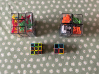 Lot de 2 Cubes Rubik et 2 Cubes Rubik Perplexus