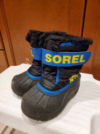 SOREL Winter Snow boot for kid.
C8 or size 25. Good for -32c