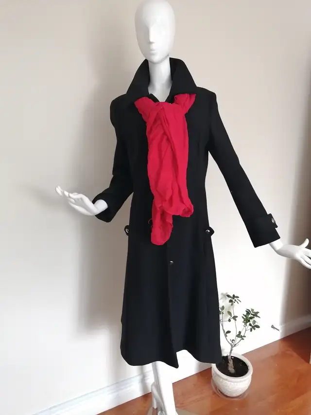 Chic Black Trench Coat InWear 100% WOOL in Women's - Tops & Outerwear in City of Montréal - Image 3