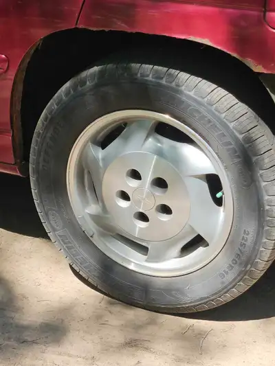 Tires and rims in beautiful condition bolt pattern 5x115 tires have tons of life left rims are spotl...