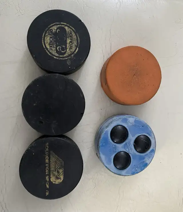 HOCKEY STICKS & PUCKS in Hockey in Winnipeg - Image 7