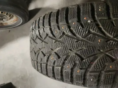 Set of 4 studded winter tires. Used for 1 winter. 215/45R17