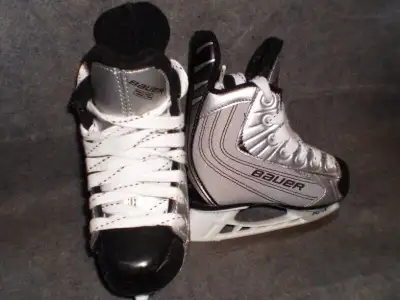 Ice Skates, Size 9 youth for shoe size 10-10.5 youth, View more