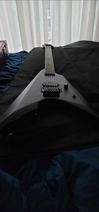 ESP LTD Arrow 1000 Black Metal