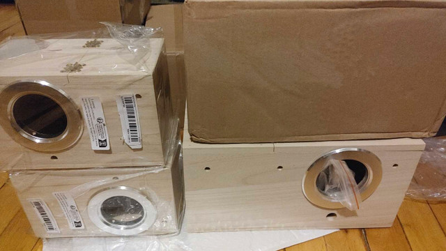 Brand New Birds Breeding box for parakeets and parrot home pet's in Birds for Rehoming in Ottawa - Image 2