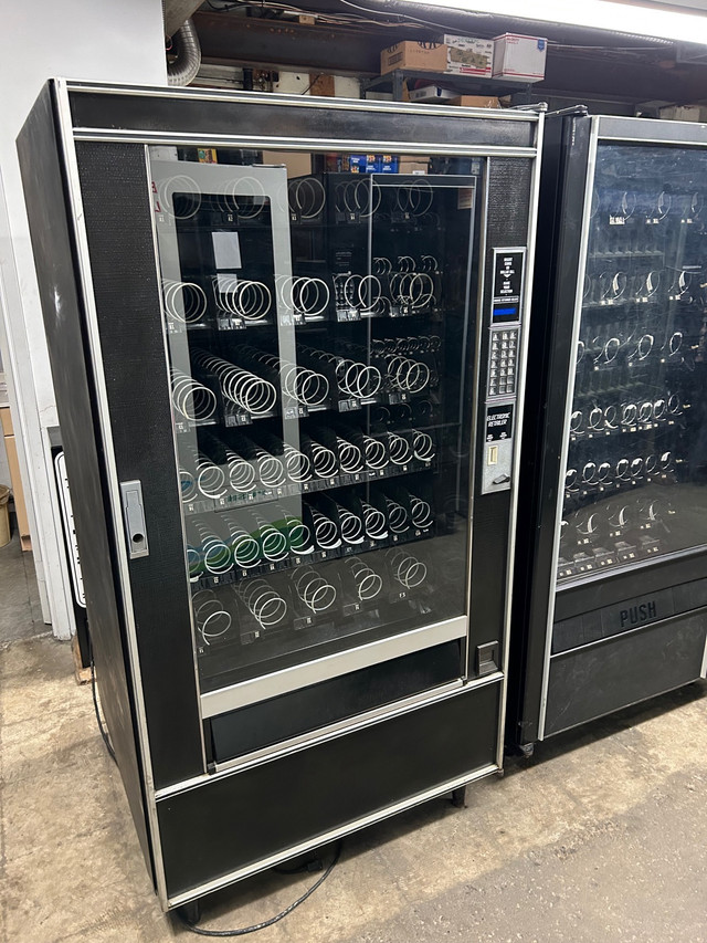 2 SNACK VENDING MACHINES $900 DEAL in Other Business & Industrial in Markham / York Region