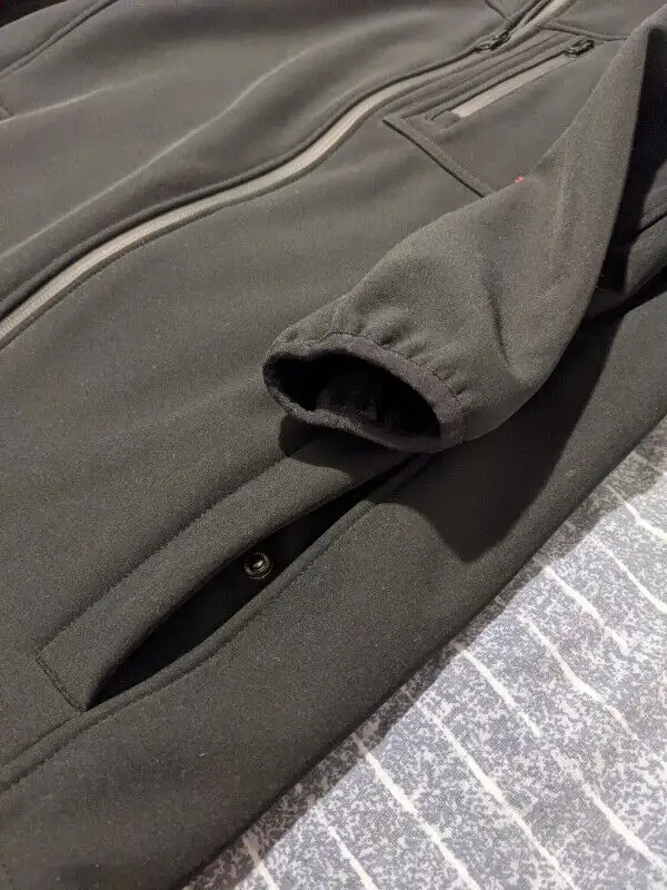 Far West Men's Softshell Jacket - Small in Men's in Edmonton - Image 9
