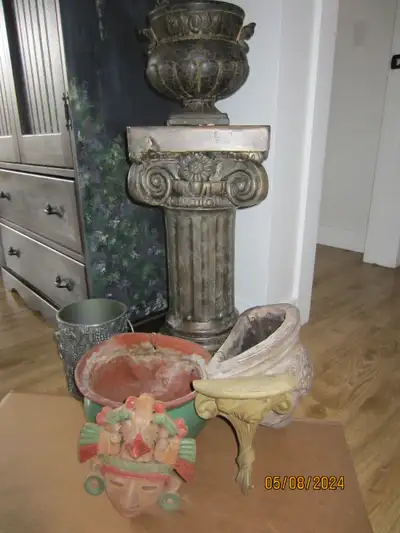Garden/Balcony decorations, 7 pieces for only $50. Pot with grapes - 27cm on top. Green pot - 29 cm...