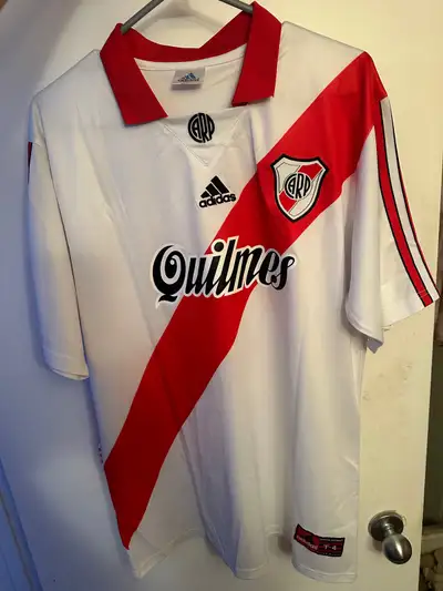 River Plate Retro soccer jersey for sale (#9 FRANCESCOLI), View more