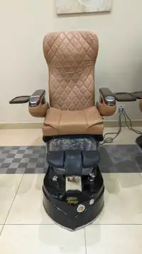 Pedicure/Massage chair