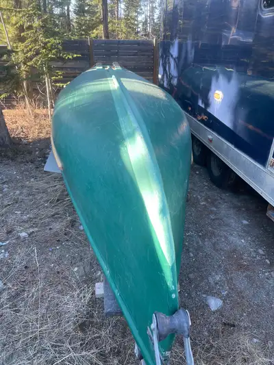 Ultimate long range freighter canoe. Cedar Frame wrapped in Kevlar and epoxy to be very light. Extra...