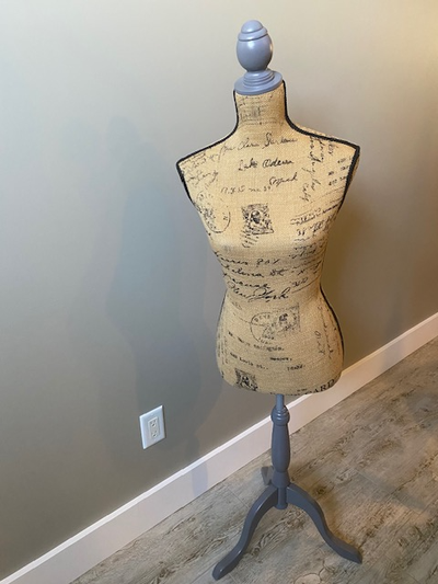 Female mannequin torso, View more