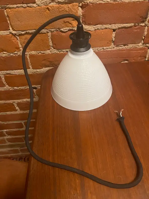 Vintage Milk Glass Hanging Pendant Light in Indoor Lighting & Fans in City of Toronto - Image 2