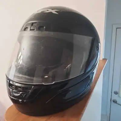 FX-10 used helmet. Size XS 54-55cm There are some scratches. Pick up only