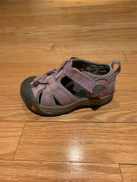 Toddler Girl Keen Sandal size 6