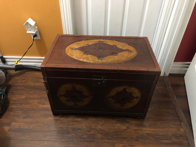 Storage chest. Vintage in Dressers & Wardrobes in Annapolis Valley - Image 3