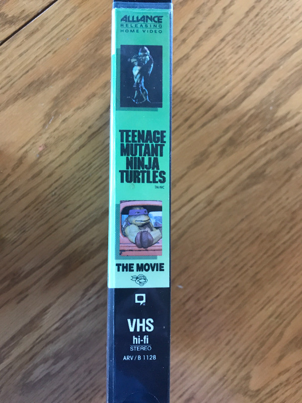 VHS - TEENAGE MUTANT NINJA TURTLES - THE MOVIE in CDs, DVDs & Blu-ray in Leamington - Image 2