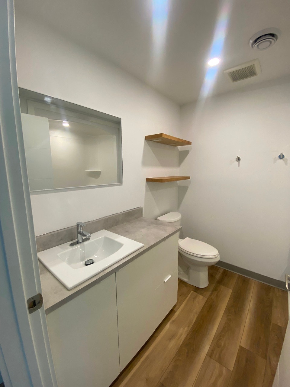 Avail Oct 12:  2 bed, 1 bath. Lower level w/ private entrance 3