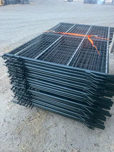 7'by5' Brand new panels for sale. Good for sheep goats and other small animals $110 per panel cash o...