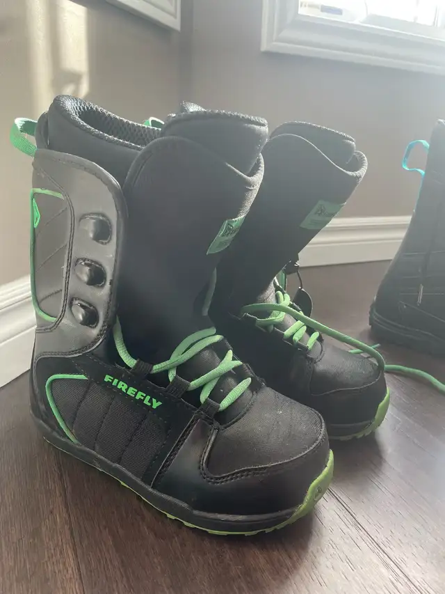 Firefly Snowboard boots size US 6 JR in Snowboard in Kitchener / Waterloo - Image 3