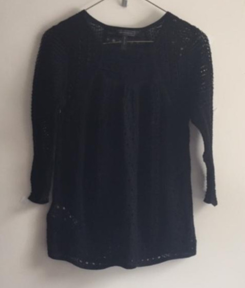 BCBG Maxazria black Crochet long sleeve blouse top  size Small in Women's - Tops & Outerwear in City of Toronto - Image 3