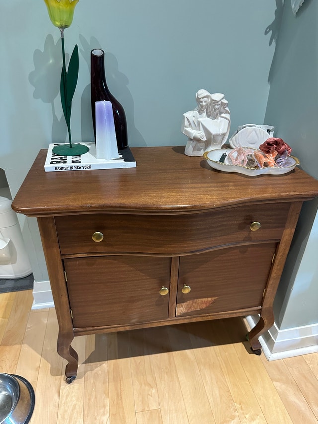 Small wood dresser Bookcases & Shelving Units City of Toronto Kijiji