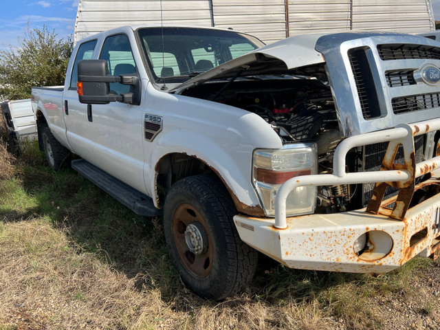 2009 Ford F-350 for parts only in Auto Body Parts in Strathcona County