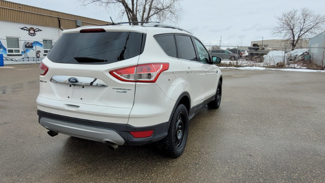 2014 Ford Escape titanium in Cars & Trucks in Winnipeg - Image 4