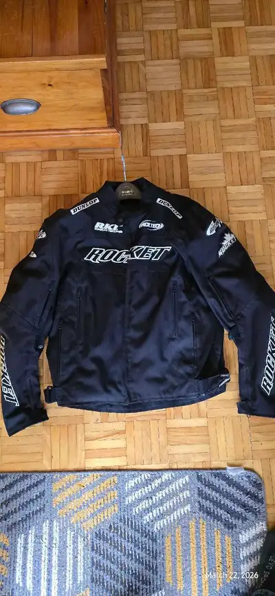 I'm selling a gently used Joe Rocket jacket. It is in great shape as you can see in the photos. It c...