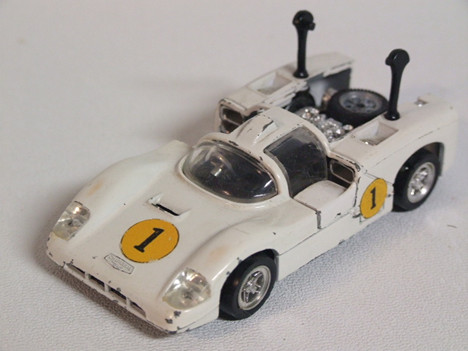 Collection of 3 vintage toy cars in Arts & Collectibles in Kawartha Lakes - Image 2
