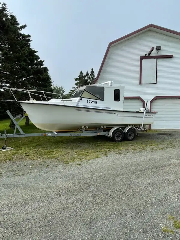 25 foot Sea Serpent Boat for sale in Powerboats & Motorboats in Yarmouth - Image 11