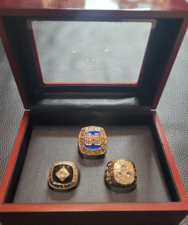 NHL Stanley Cup Rings With Display Case in Other in Moncton - Image 3