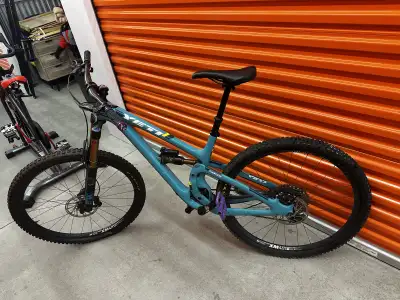 Yeti SB5.5 Turq Mountain Bike , View more
