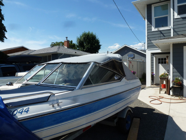 16ft boat in Powerboats & Motorboats in Kamloops - Image 3