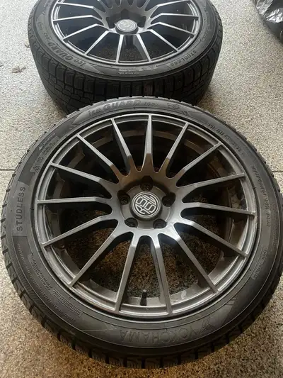 Selling a set of Yokohama V905 winter tires mounted on RSSW rims. Size 235/45R18. 5x114.3 mm (5x4.5"...