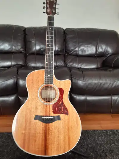 Taylor 426ce Limited Edition Acoustic Electric Guitar. Featuring Taylor's GS body style, praised for...