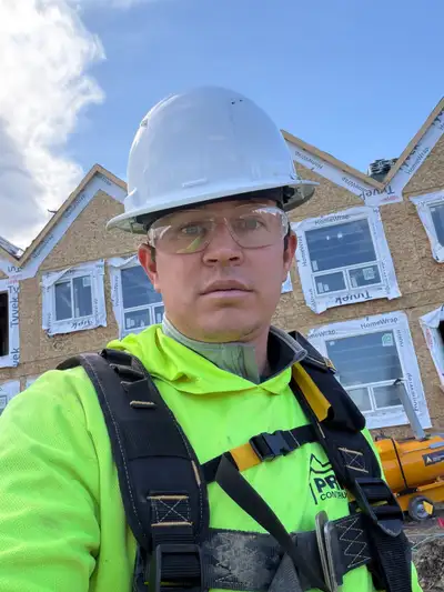 Foreman in concrete, View more