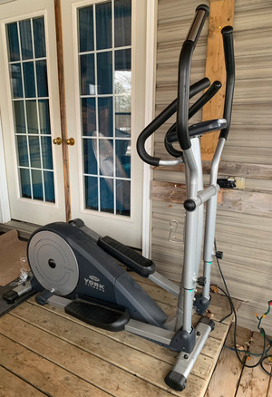 york x730 cross trainer