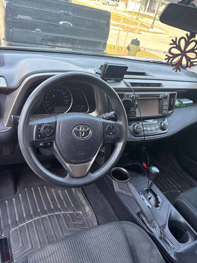 2013 Toyota RAV4 in Cars & Trucks in Guelph - Image 2