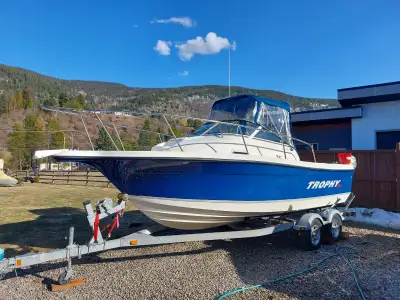 Boat has never been in salt water. Includes 2 Scotty electric downriggers, new Yamaha 9.9 kicker w e...