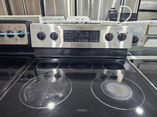 Samsung 30" Stainless Steel Electric Ceramic Top Stove Oven Rang in Stoves, Ovens & Ranges in Hamilton - Image 2